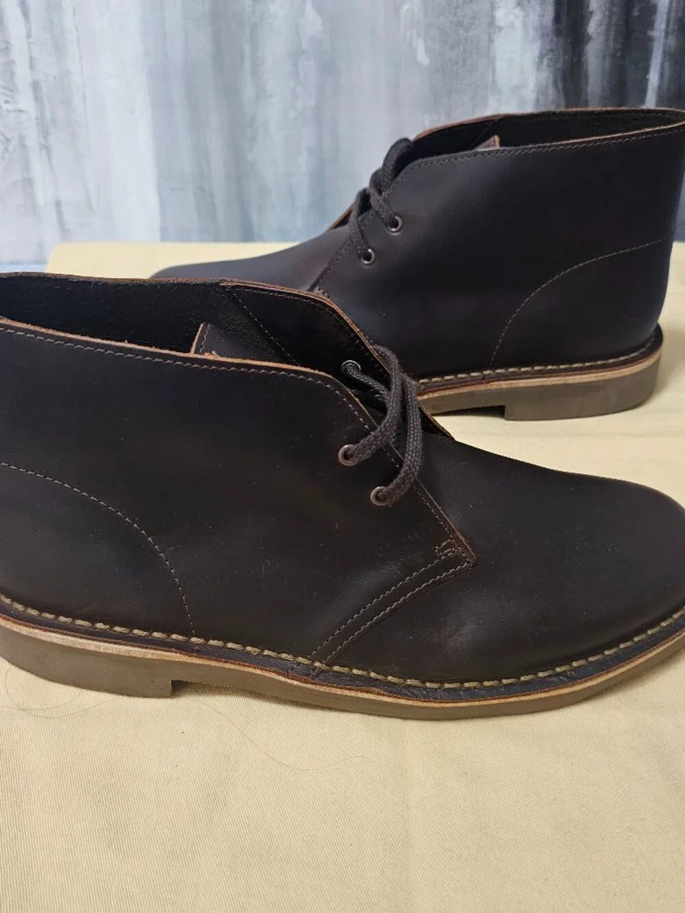 Clarks Men's Brown Leather Chukka Boots – Size 9 NEW